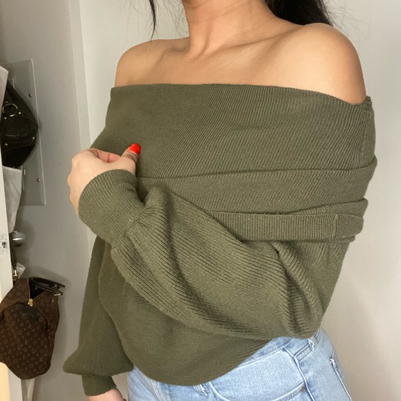 Zara knit sweater - Picture 2 of 2